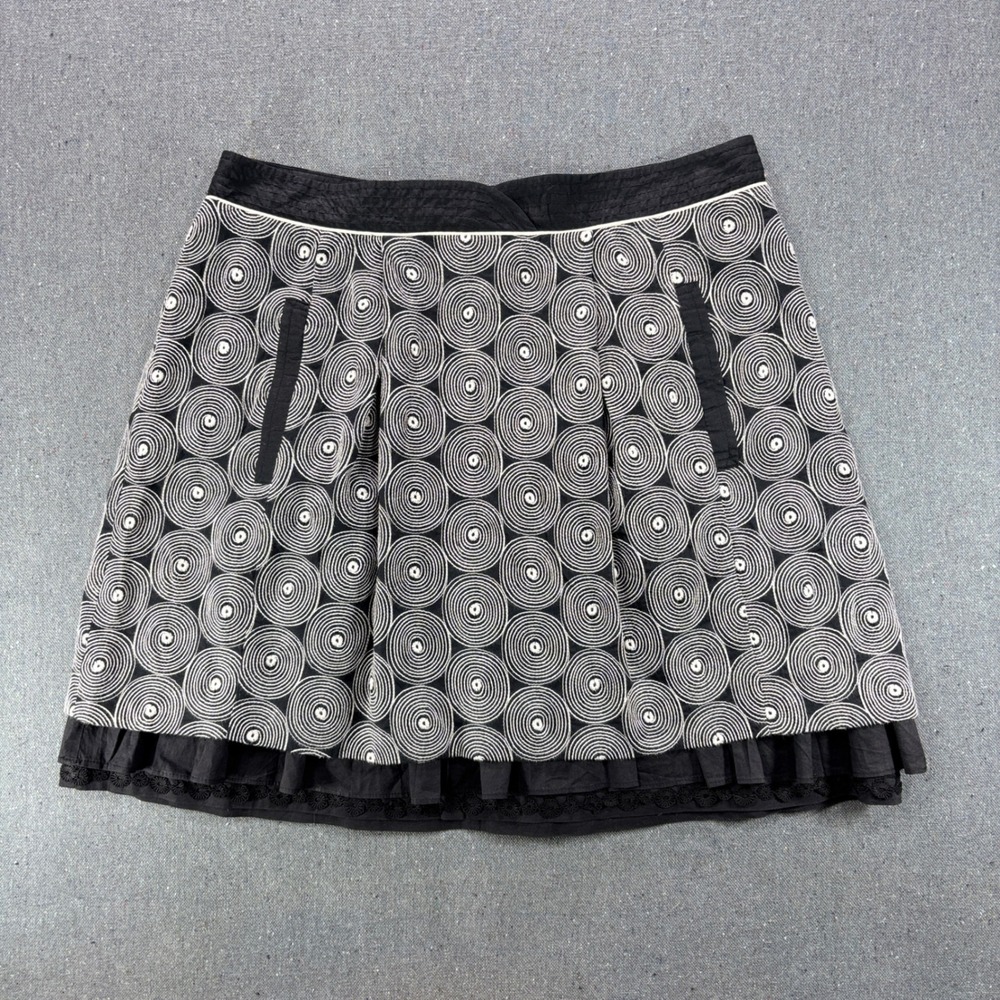 Floreat Mini Skirt Women Size 8 Black White Embroidered Circle Anthropologie